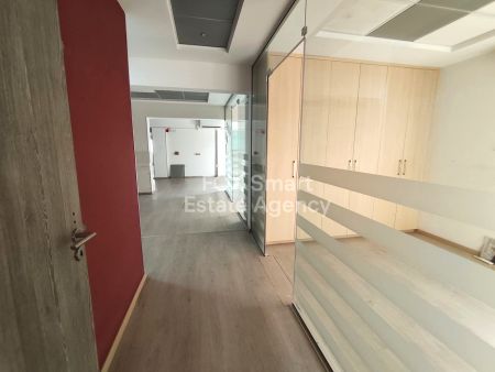 Γραφείο προς ενοικίαση