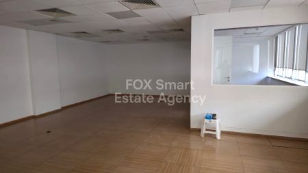 Γραφείο προς ενοικίαση