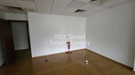 Γραφείο προς ενοικίαση