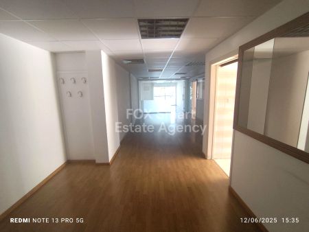 Γραφείο προς ενοικίαση