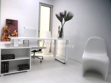 Γραφείο προς ενοικίαση