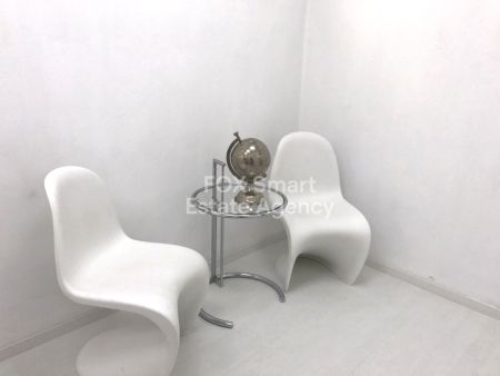 Γραφείο προς ενοικίαση