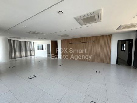 Γραφείο προς ενοικίαση