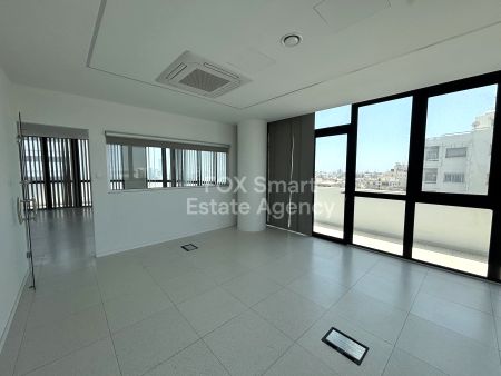 Γραφείο προς ενοικίαση