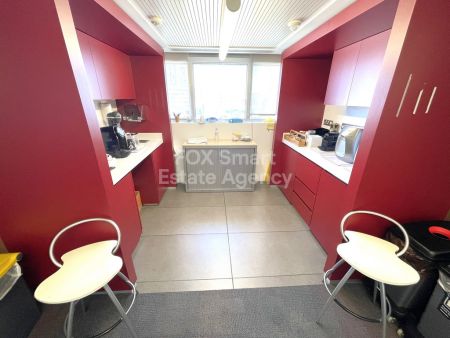 Γραφείο προς ενοικίαση