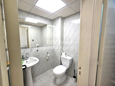 Γραφείο προς ενοικίαση