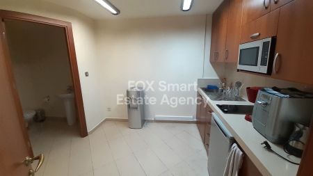 Γραφείο προς ενοικίαση