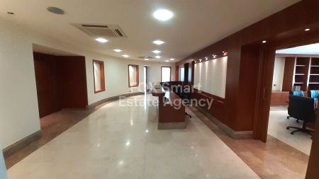 Γραφείο προς ενοικίαση