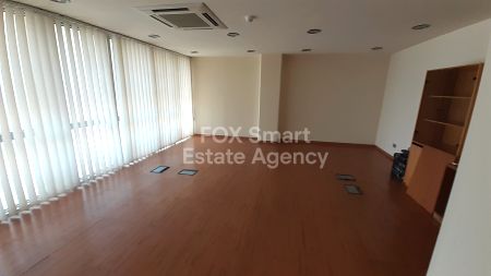 Γραφείο προς ενοικίαση