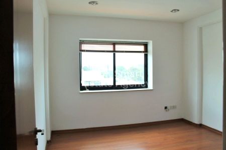 Γραφείο προς ενοικίαση