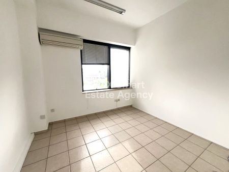 Thumbnail 5 Commercial Property For Rent Nicosia