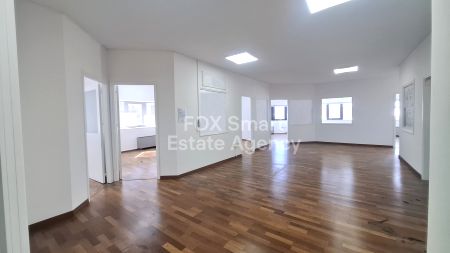 Thumbnail 3 Propiedad Comercial En Alquiler Chipre