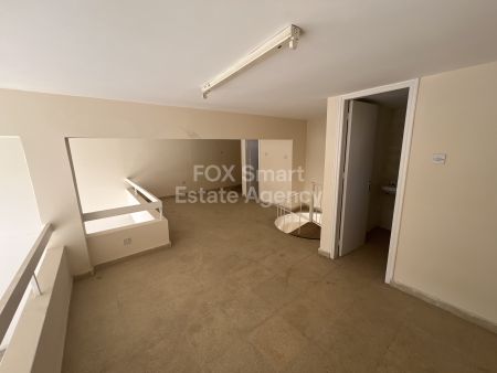 Γραφείο προς ενοικίαση