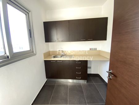 Γραφείο προς ενοικίαση