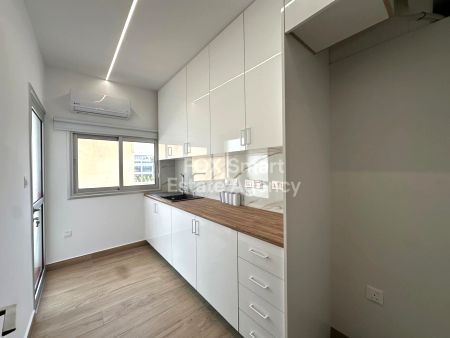 Thumbnail 4 Εμπορικό Ακίνητο Προς Ενοικίαση Λεμεσος