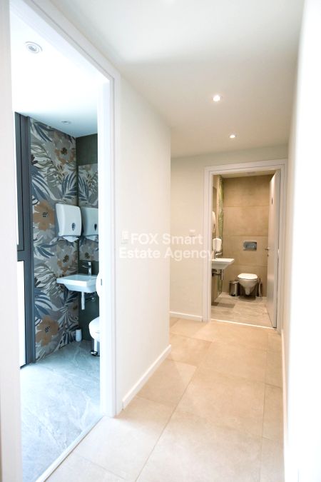 Thumbnail 2 Commercial Property In Affitto Limassol