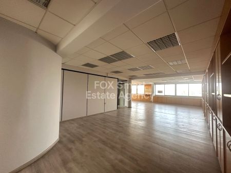 משרד למכירה