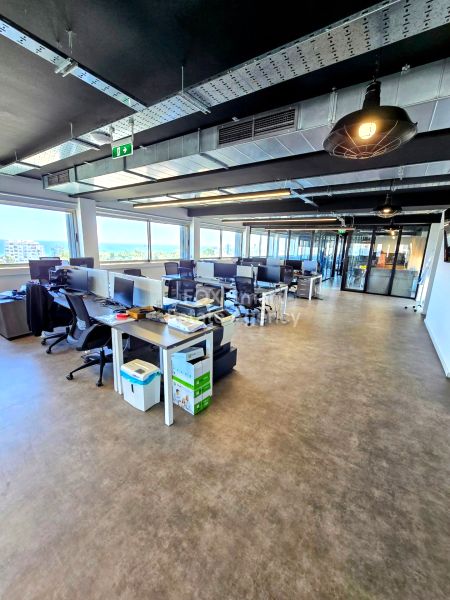 Thumbnail 3 Commercial Property In Vendita Limassol