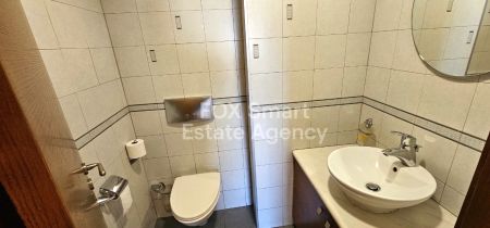 משרד למכירה