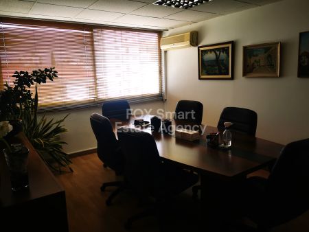 משרד למכירה