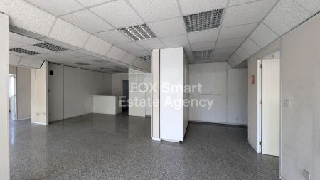 Γραφείο προς πώληση