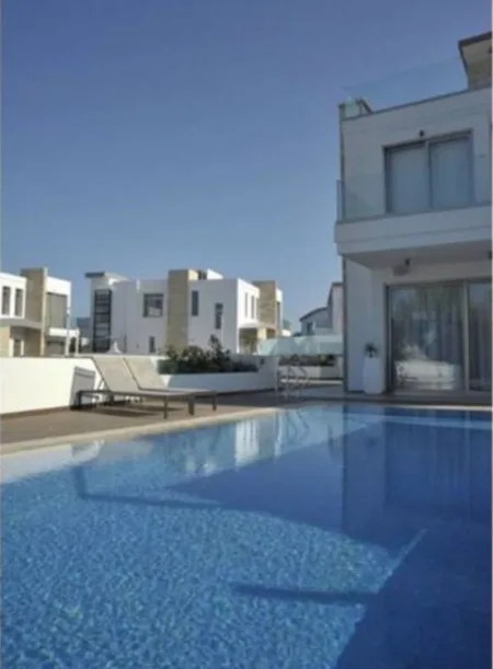 Villa in vendita