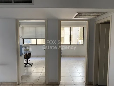 משרד להשכרה