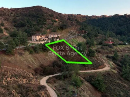 קרקע למגורים למכירה