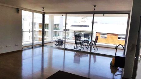 Ρετιρέ προς ενοικίαση