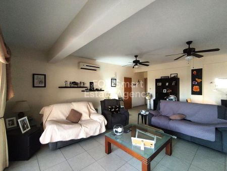 פנטהאוז למכירה