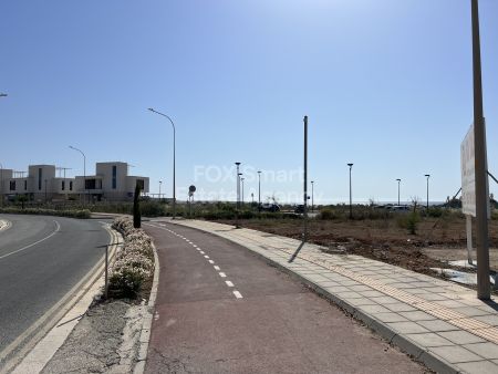 Жилой участок на продажу