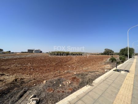 Жилой участок на продажу