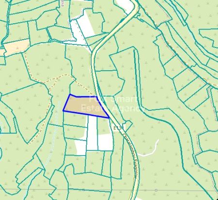 Жилой участок на продажу