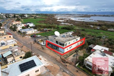 Жилой участок на продажу