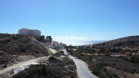 Жилой участок на продажу