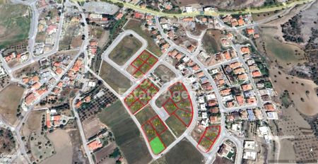 Жилой участок на продажу