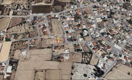 Жилой участок на продажу