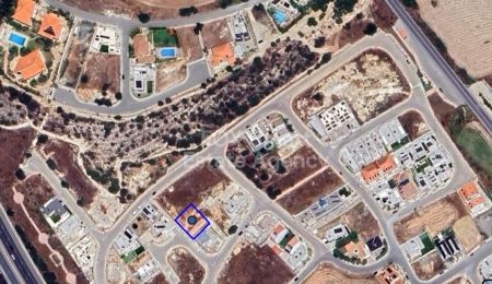 Działka mieszkalna na sprzedaż