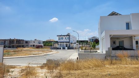 Działka mieszkalna na sprzedaż