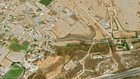 Жилой участок на продажу