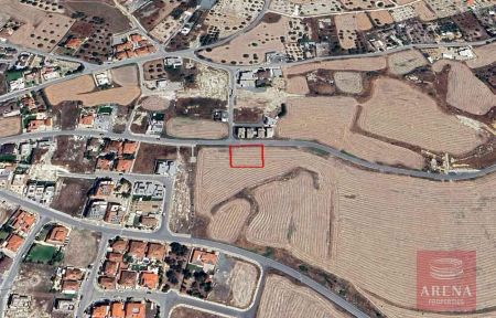 Жилой участок на продажу