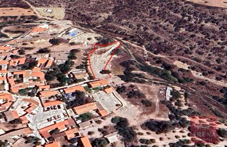 Жилой участок