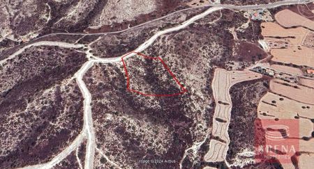 Жилой участок