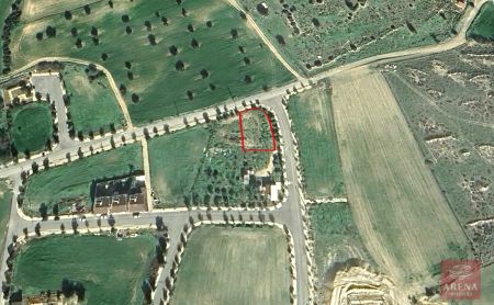 Жилой участок