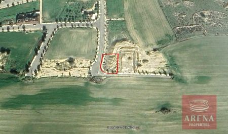 Жилой участок