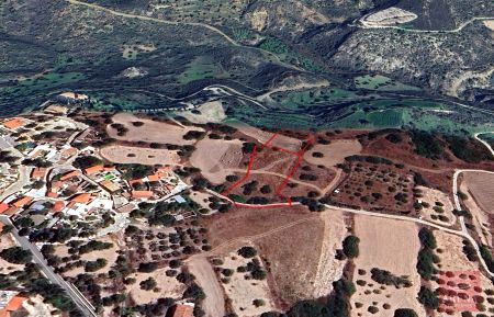 Жилой участок