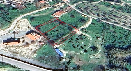 Жилой участок