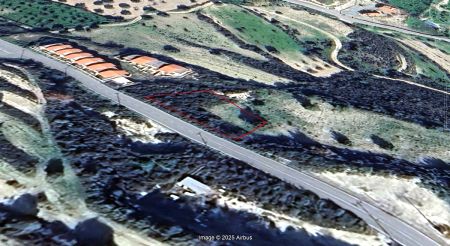 Жилой участок