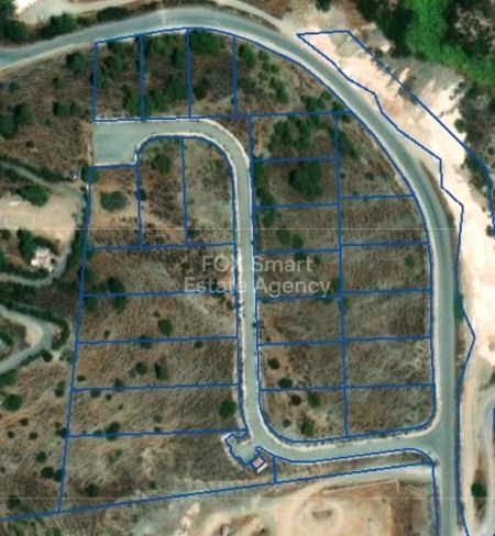 Жилой участок на продажу