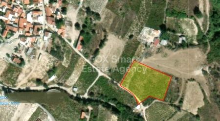 Жилой участок на продажу